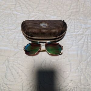 Stylish Green Aviator Sunglasses
